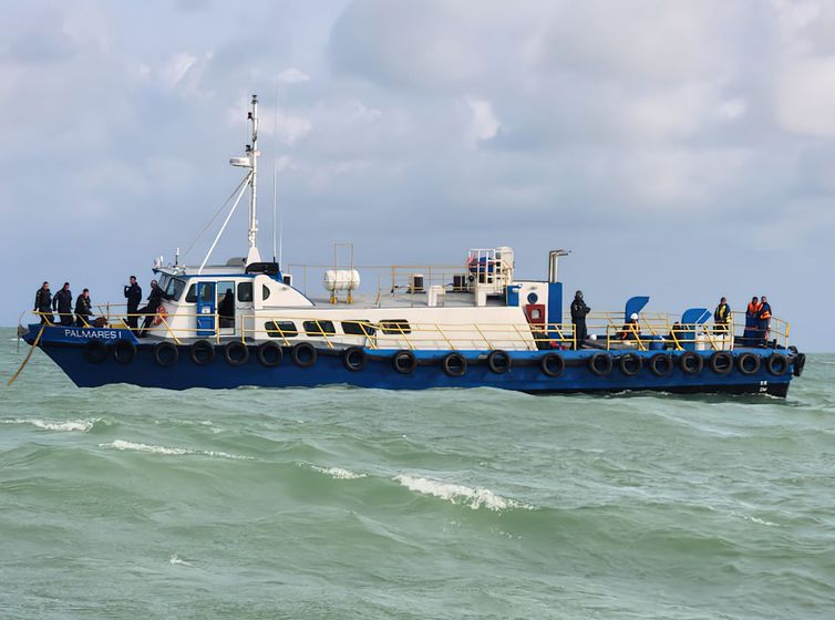 Embarcação que saiu de Itajaí com destino à África é interceptada em Pernambuco com mais de 3,5 toneladas de cocaína