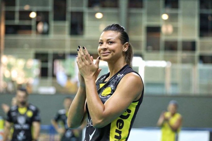 Corpo da ex-jogadora de vôlei Walewska será velado em Belo Horizonte
