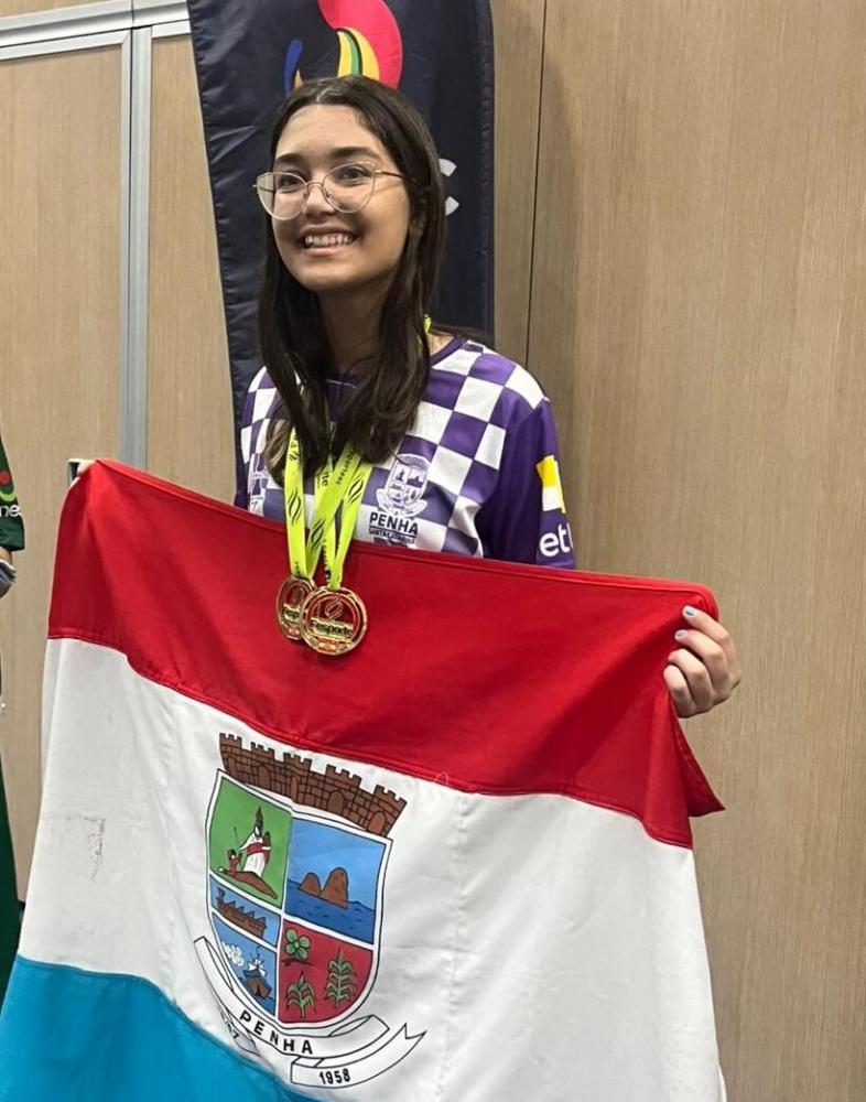 Olesc - Enxadrista de Penha conquista ouro inédito para o município