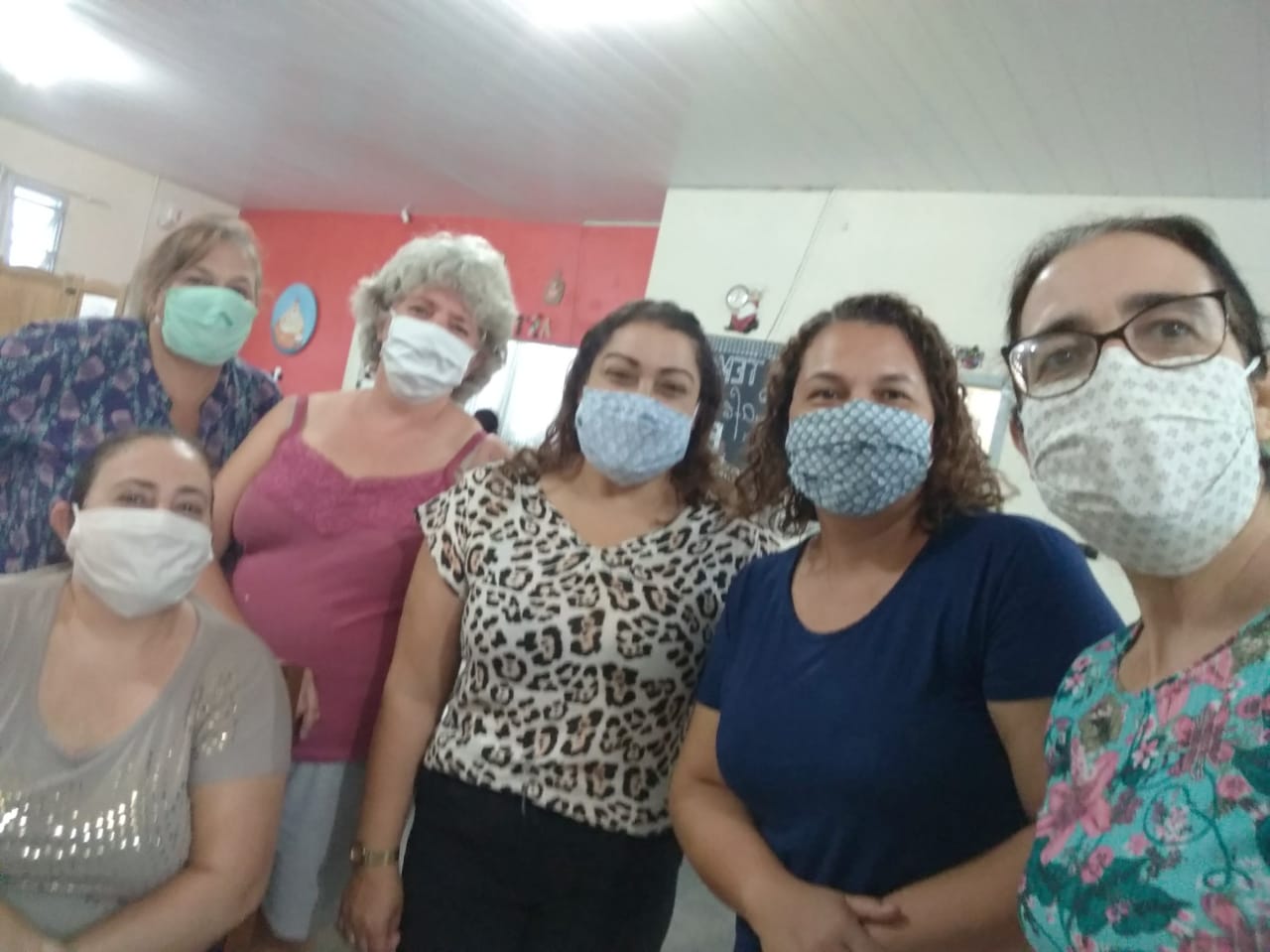 Penha: Escola profissional da prefeitura já confeccionou mais de três mil e seiscentas máscaras para combate ao Covid-19