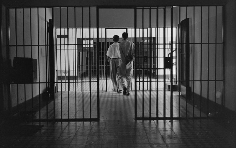 Detentos do semiaberto são liberados para saída temporária por risco de alagamento em Itajaí