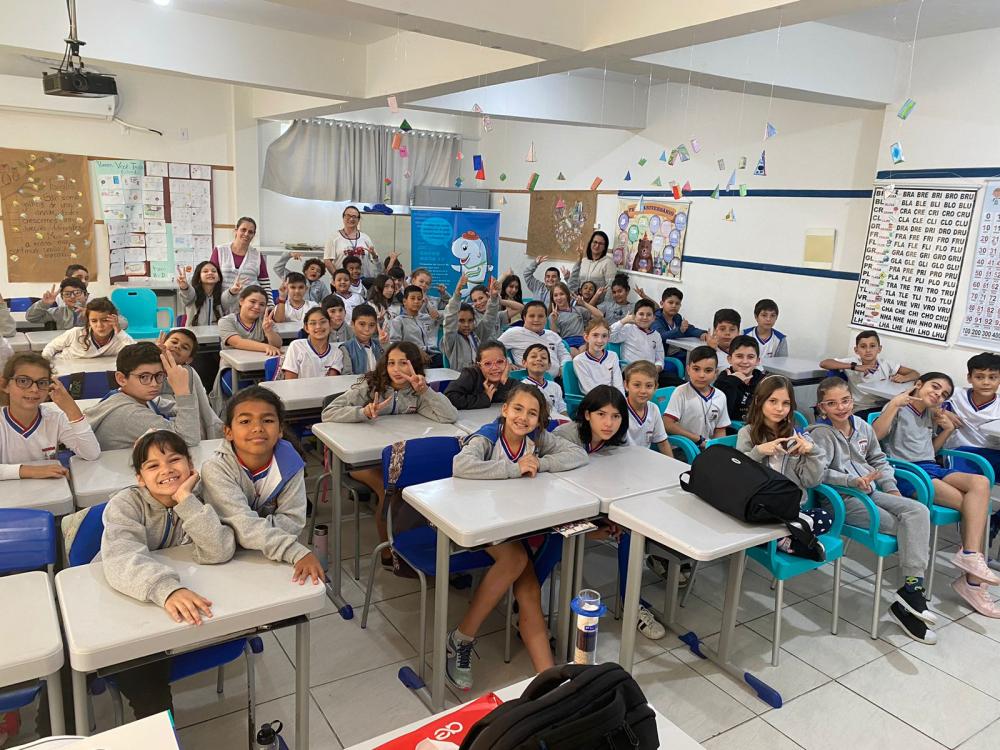 Estudantes de Penha participam do Programa Saúde Nota 10 da Águas de Penha 