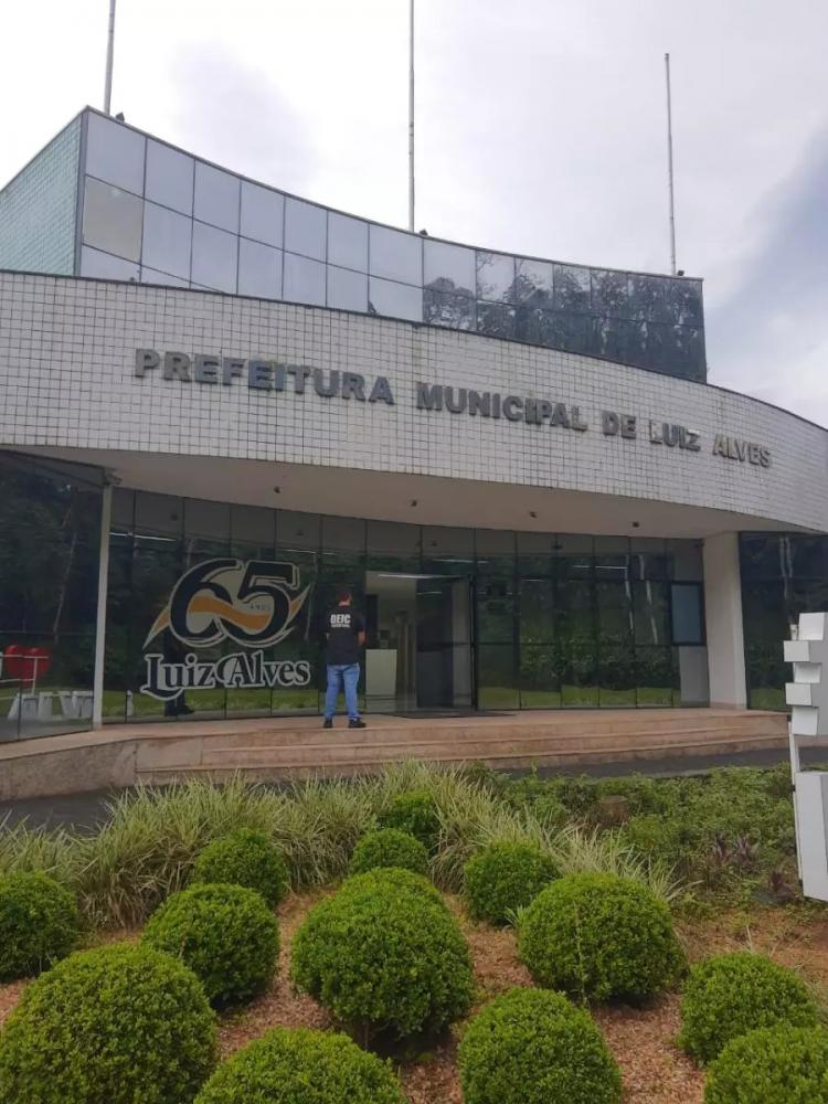 Polícia Civil faz operação contra fraude de licitações em Luiz Alves 