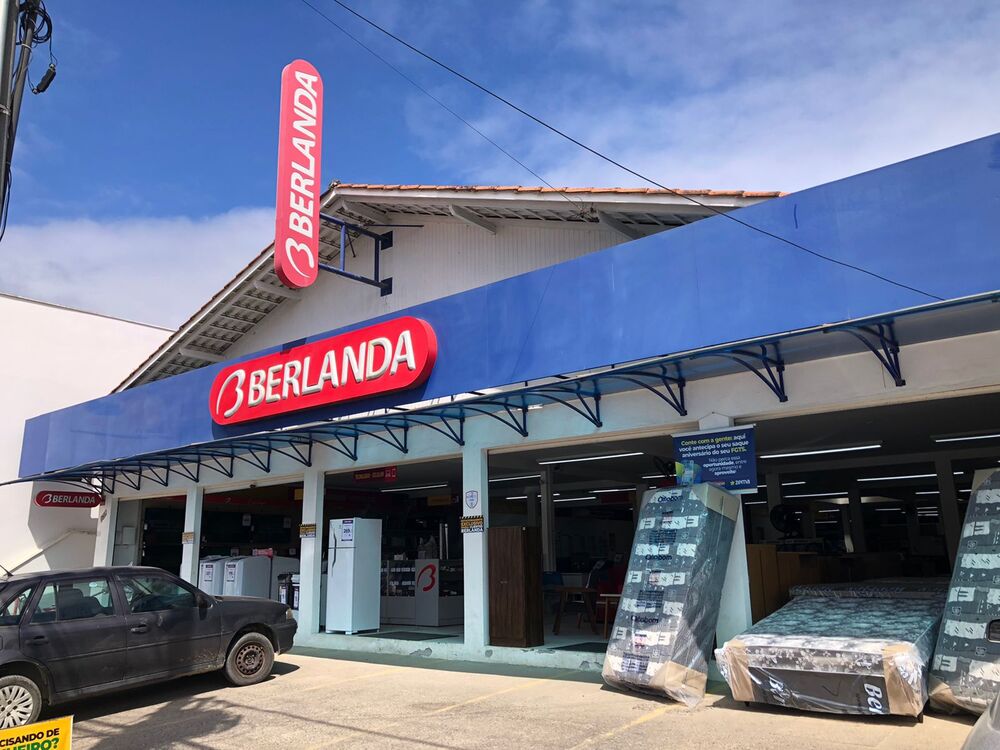 Dupla assalta lojas Berlanda de Balneário Piçarras e deixa clientes e funcionários em pânico 