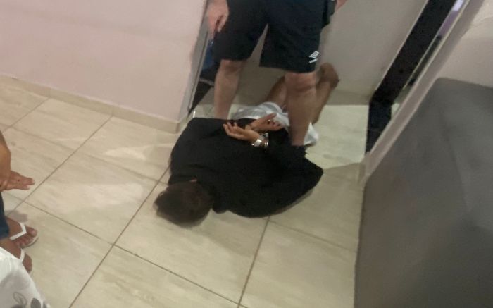 Balneário Piçarras - Preso homem que tentou matar a mulher a facadas 