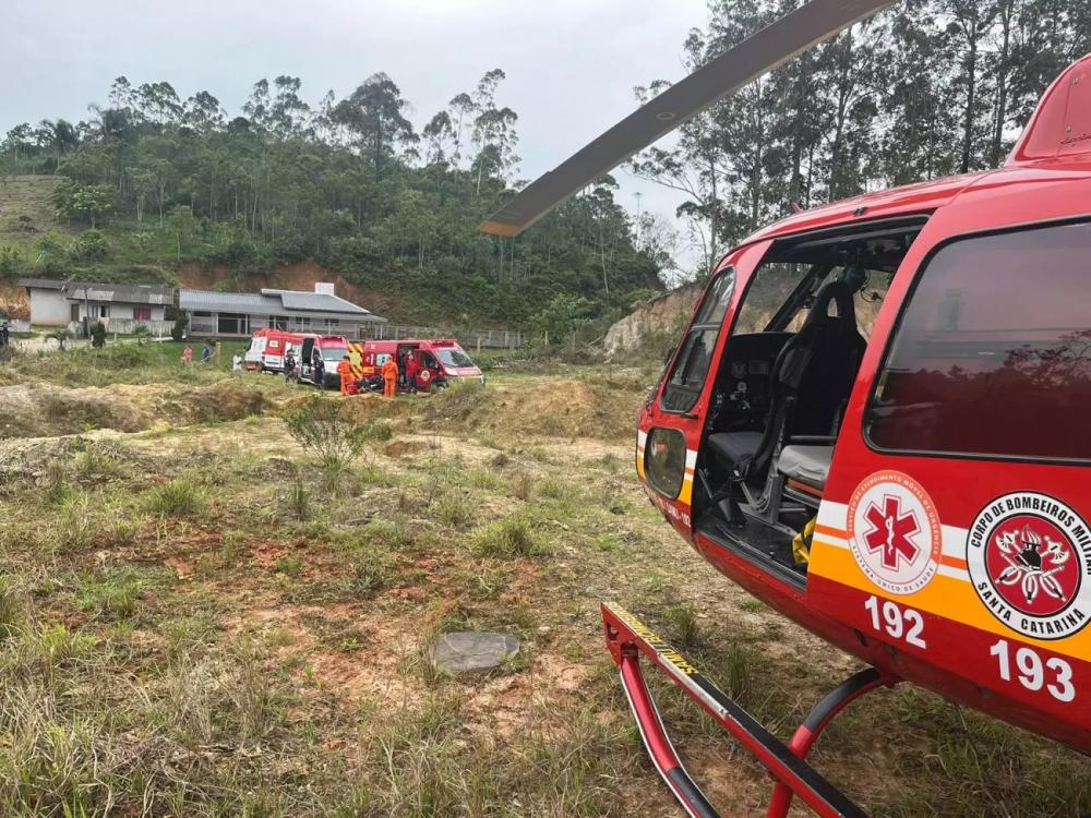 Tiroteio deixa dois mortos e um homem em estado grave em Ilhota