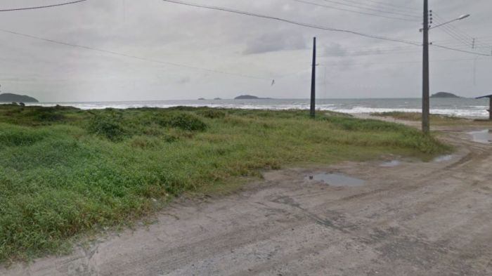 Moradores encontram braços de homem em São Francisco do Sul 