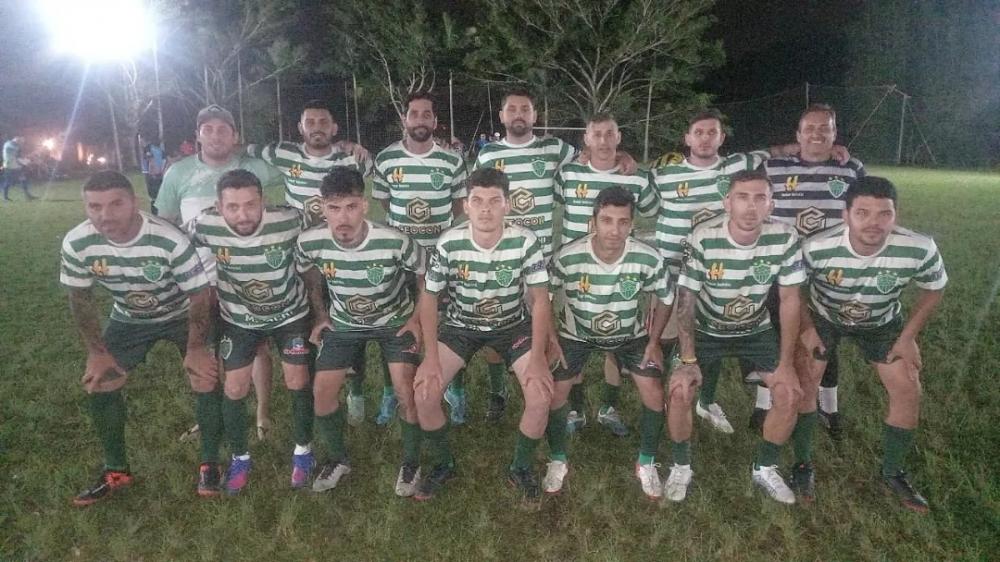 Municipal de Futebol Suíço de Penha inicia com muito equilíbrio 