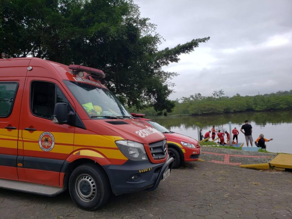 Araquari - Corpo de jovem que morreu afogado no Rio Parati é encontrado pelos bombeiros
