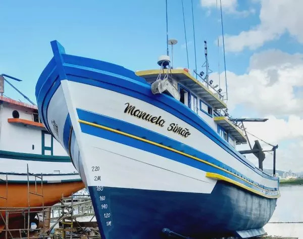 Marinha suspende buscas por barco de Itajaí desaparecido há mais de um mês