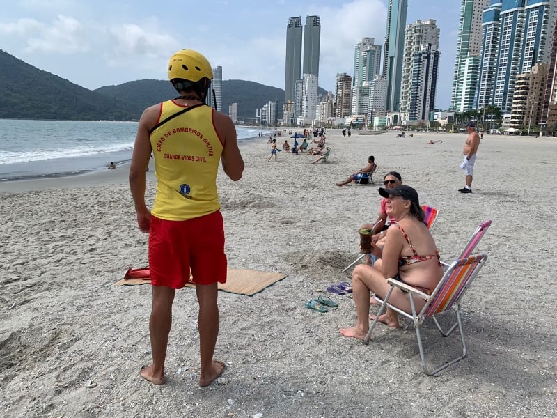 Argentino morre afogado na praia central de Balneário Camboriú