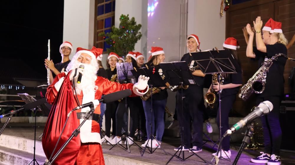 Programação de Natal de Penha será na Praça do Skate e no Coreto nessa sexta-feira e no fim de semana