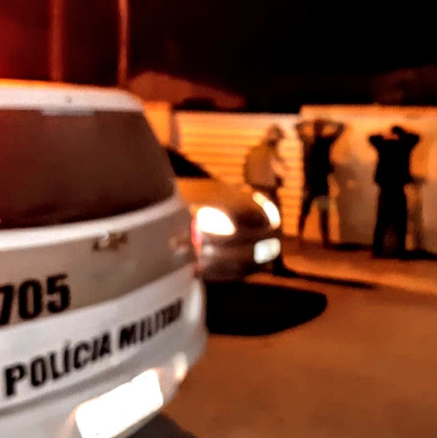 Penha - Dupla que furtou turista na Bacia da Vovó é presa na localidade do Morro Bugre 