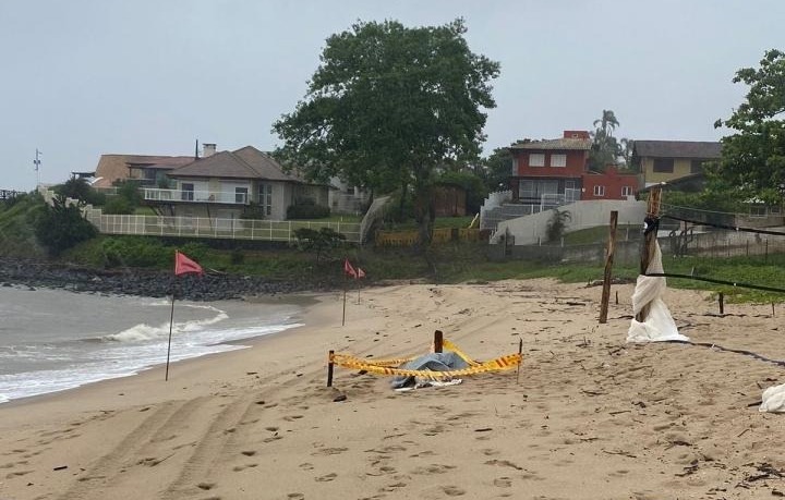 Barra Velha – Corpo de homem não identificado é encontrado na Praia do Sol