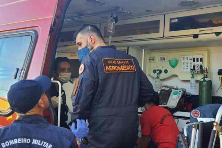 Canoísta cai de embarcação na praia de São Miguel e é resgatado na Praia Vermelha em Penha