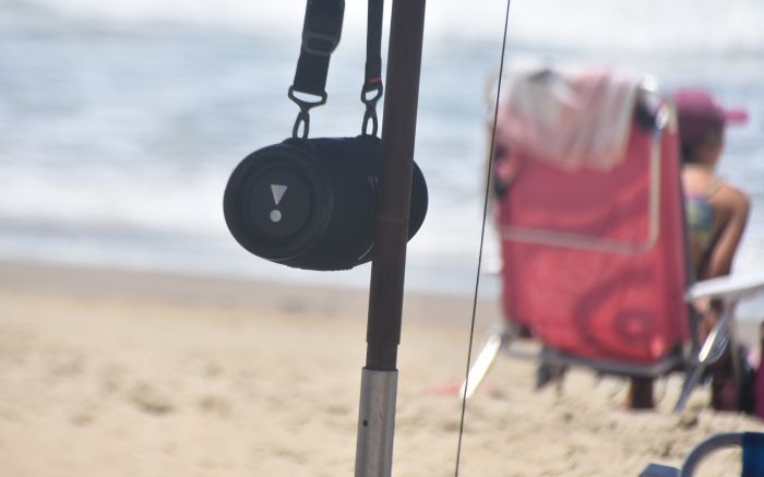 Caixas de som são proibidas em praias de cinco cidades da região