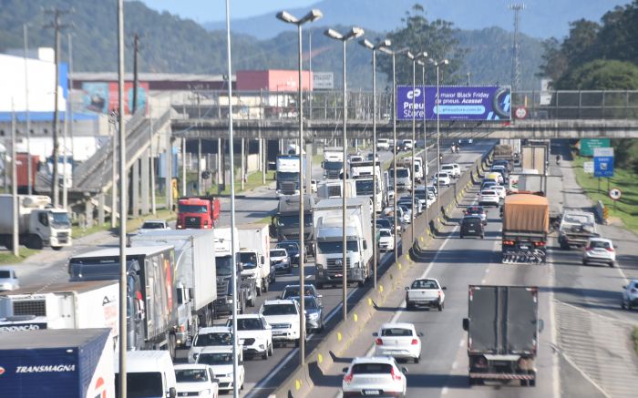 MPF é contra uso do acostamento como terceira faixa