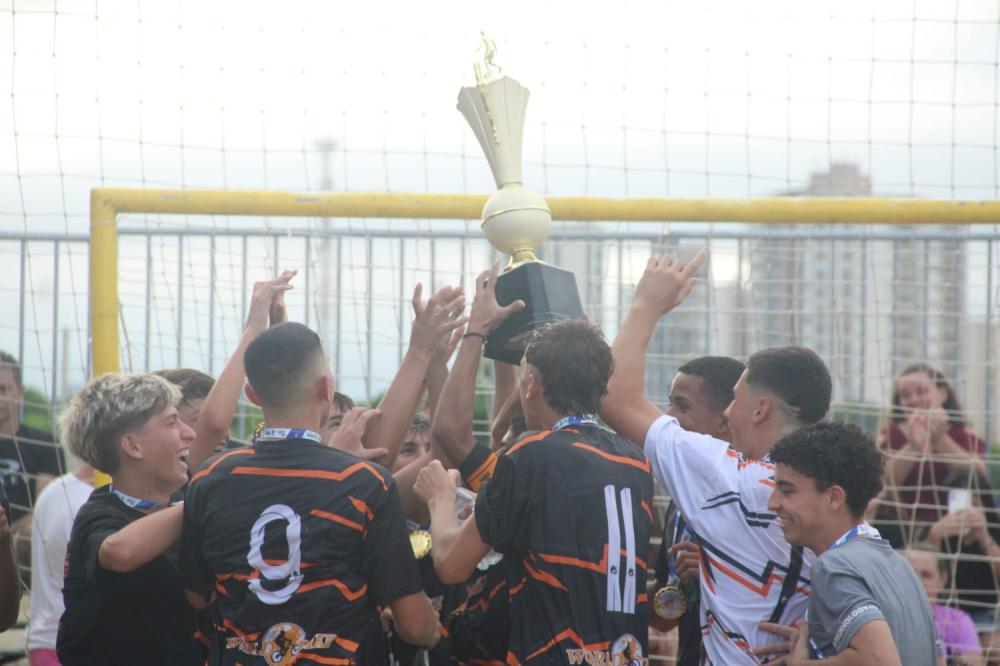 Atlético Piçarras e Praia Alegre são os campeões das categorias sub-16 e sub-18 do Campeonato Municipal de Beach Soccer