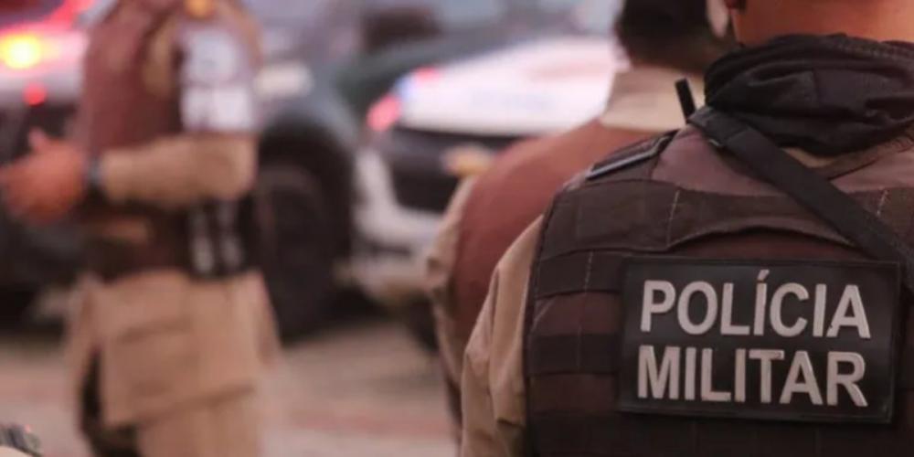 Trio é preso após perseguição policial e troca de tiros na BR-101 em Penha