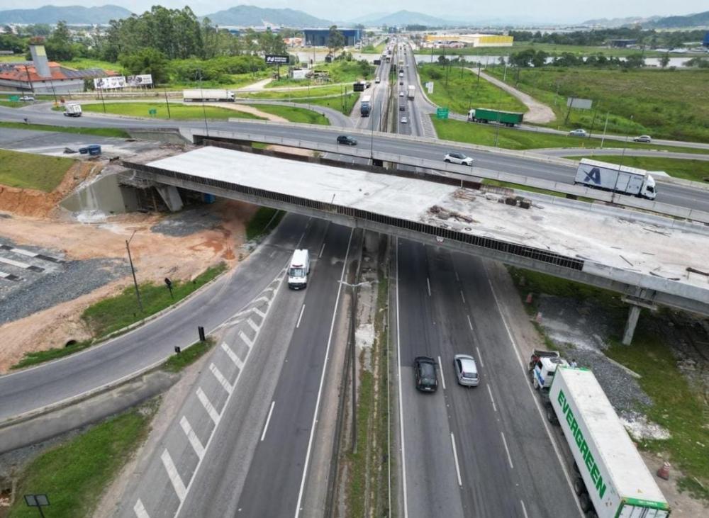 BR-101 será interditada hoje e amanhã a partir das 22h em Navegantes