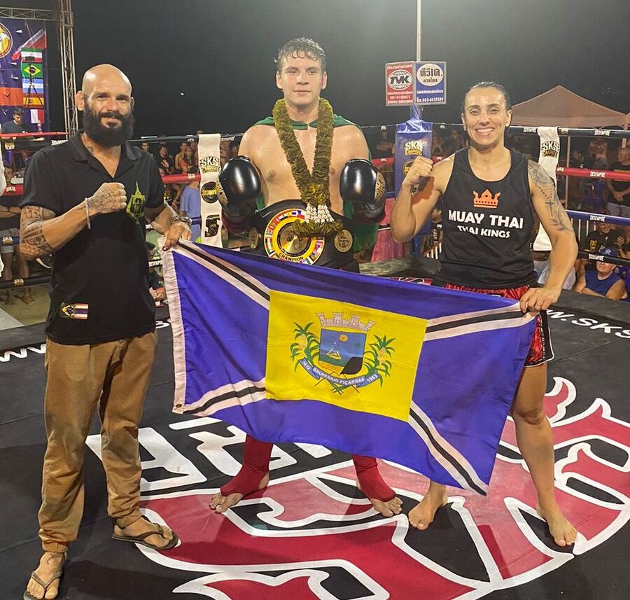 Lutadores de Balneário Piçarras conquistam Cinturões de Ouro no Mundial de Muay Thai na Tailândia