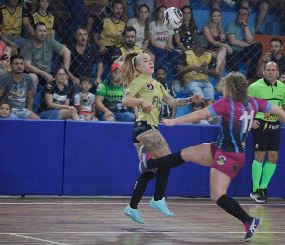 Jogadora de Penha é semifinalista do quadro “Golaço da Várzea 2ª Edição”, do Esporte Espetacular da Rede Globo de Televisão