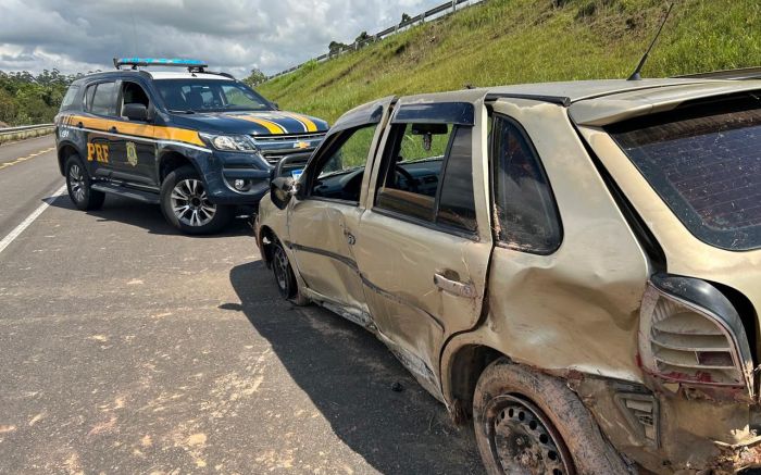 Traficante é preso com 240 quilos de maconha após provocar acidentes em Itajaí