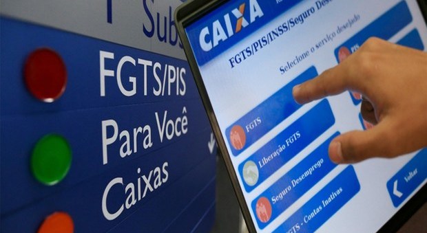 Caixa Econômica libera a partir da próxima segunda-feira saque de 1.045 reais do FGTS por trabalhador