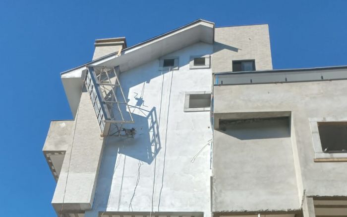 Construtor morre ao cair de andaime em Bombinhas