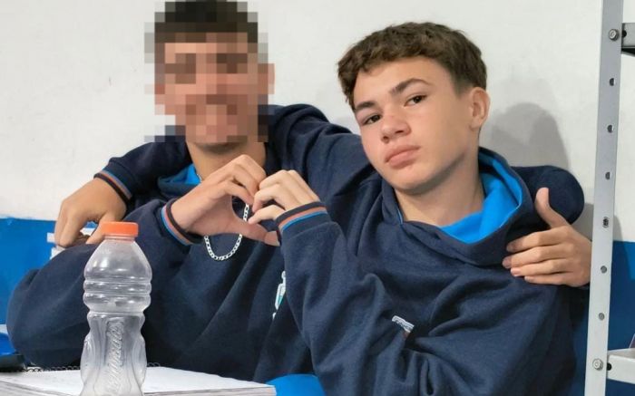 Corpo de menino que morreu afogado em Navegantes é velado no Jardim dos Florais 