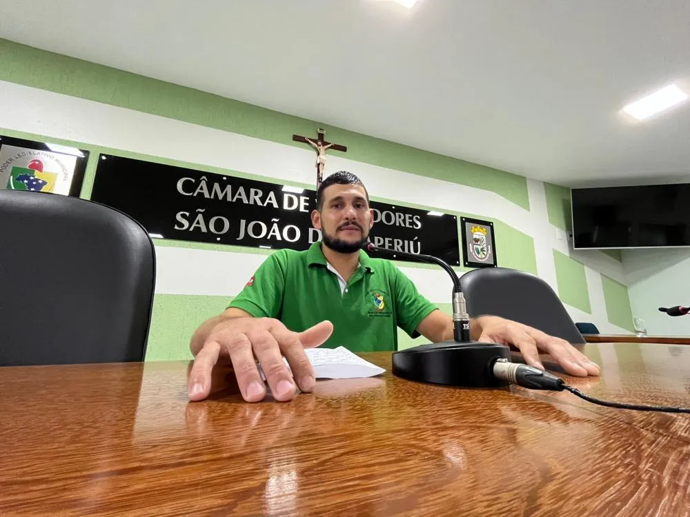 Edson Junkes assume como prefeito interino de São João do Itaperiú