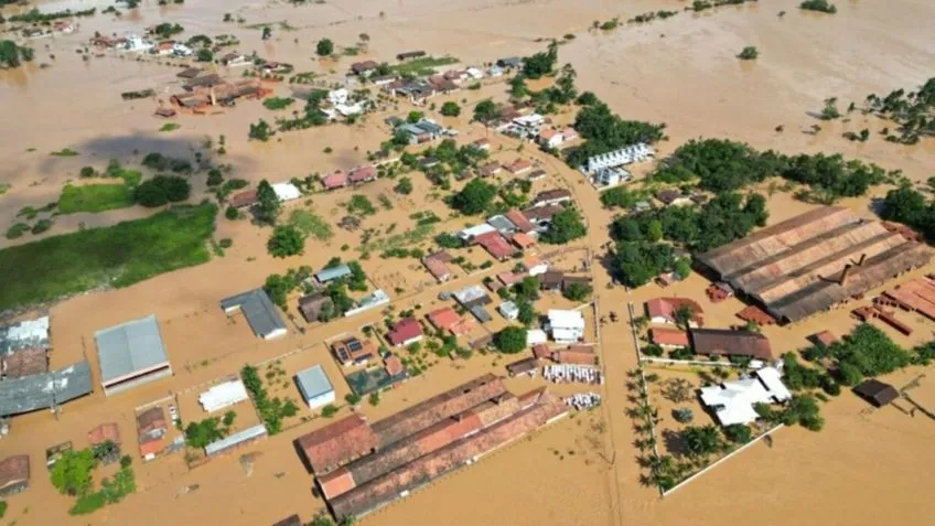SC confirma a 1ª morte por causa das chuvas