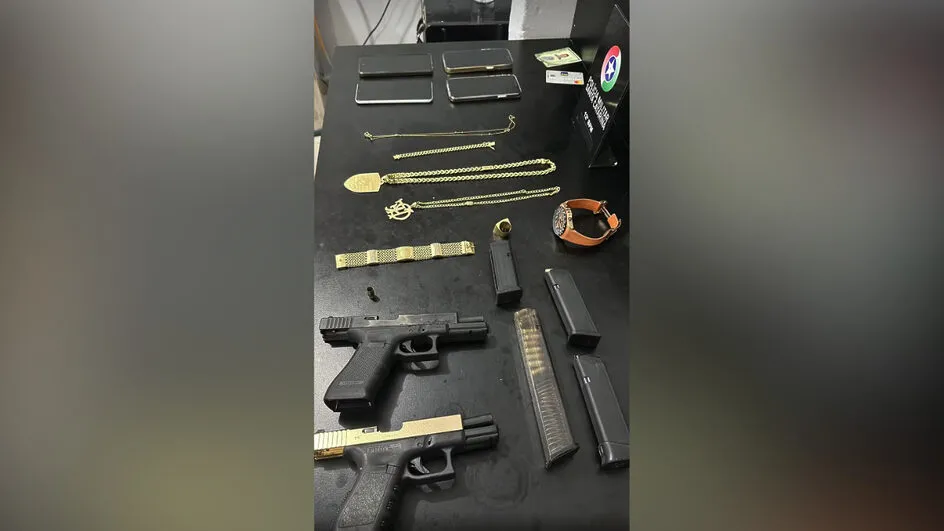 Festa em lancha em praia de Balneário Camboriú vira caso de polícia