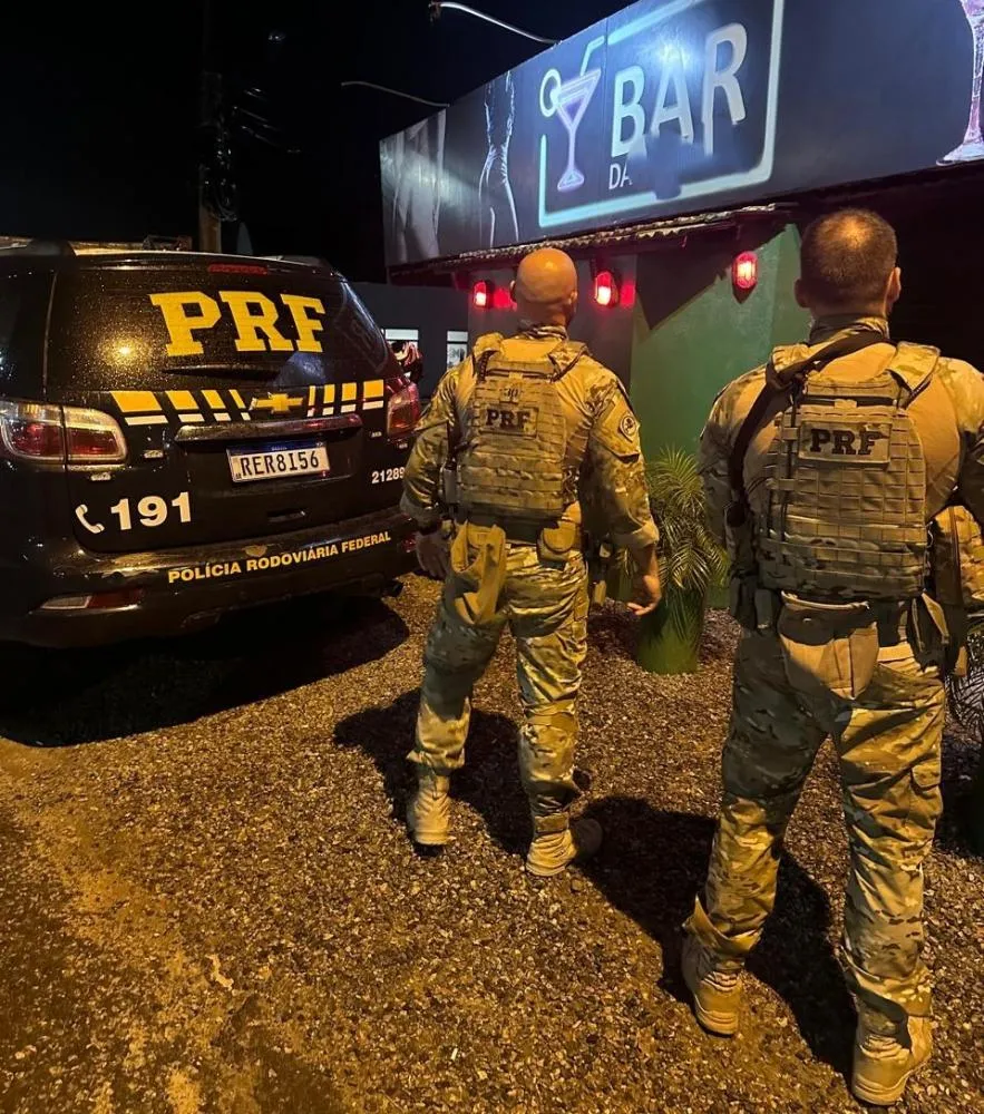 Balneário Camboriú - PRF resgata menor em situação de exploração sexual na BR-101 