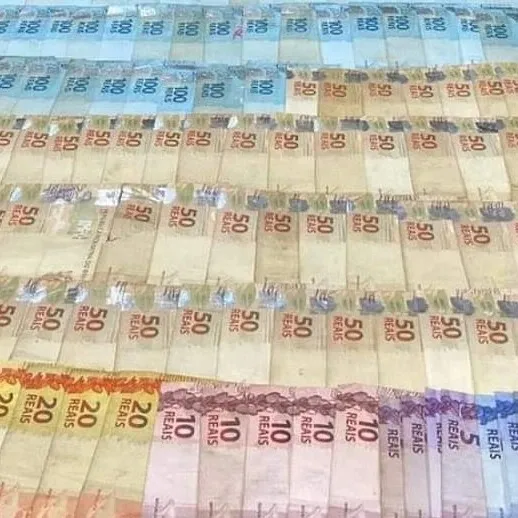 Homem é preso com mais de oito mil reais furtados de caixa eletrônico em Itajaí