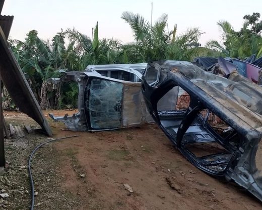 Barra Velha: Polícia estoura desmanche de veículos e pai e dois filhos são presos em flagrante