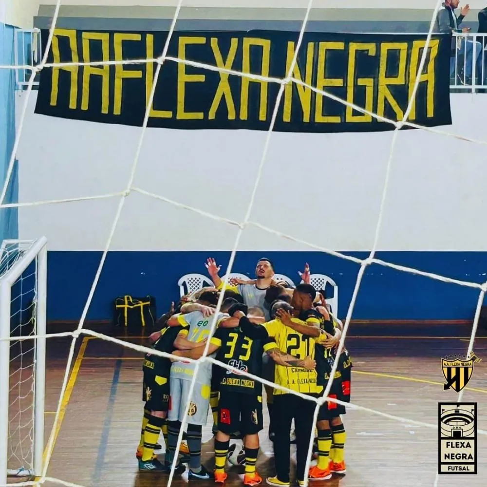 Flexa Negra e Mar Azul se enfrentam na abertura do Citadino de Penha de Futsal da 1ª Divisão