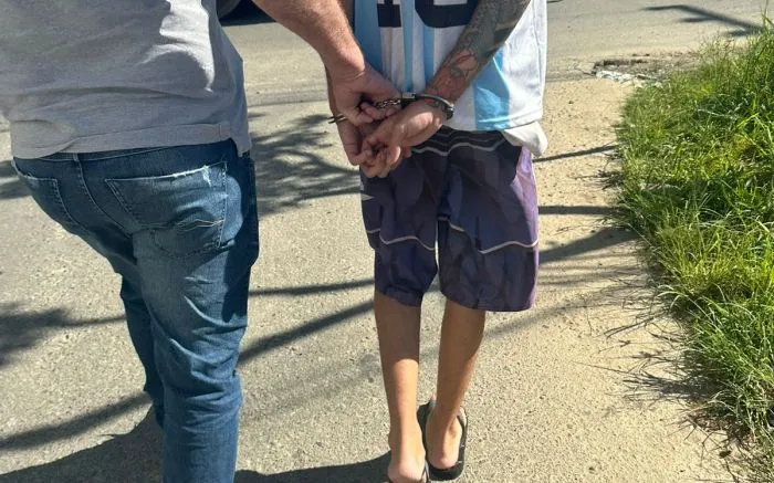 Polícia de Itajaí prende estelionatário que locava carros e emprestava conta para golpes do bilhete premiado