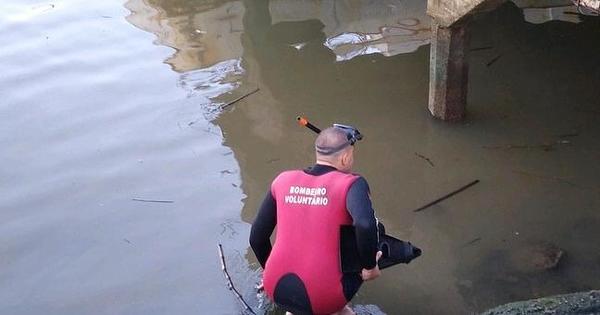 Navegantes: Bombeiros encontram corpo de pescador que morreu afogado no Rio Itajaí-Açu no bairro São Domingos