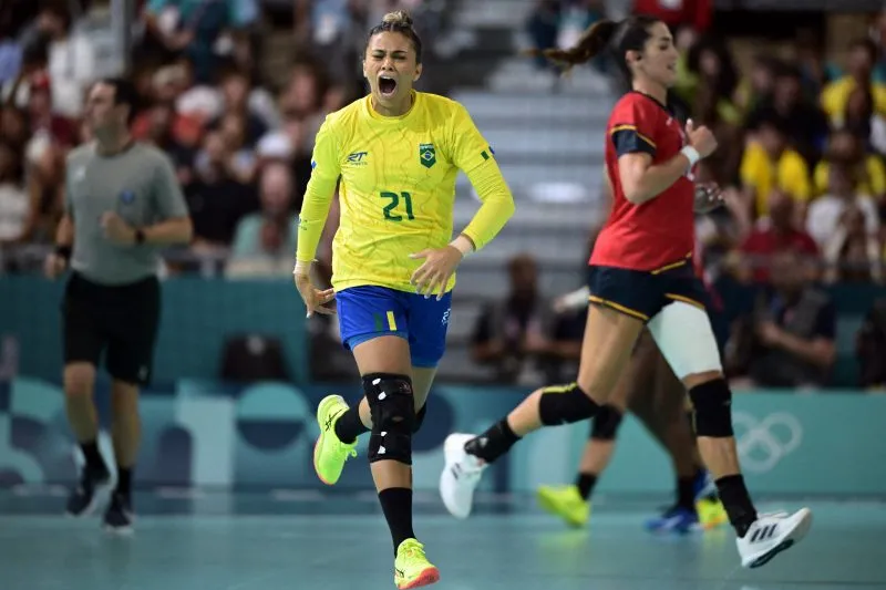 Brasil atropela a Espanha na estreia do handebol feminino nas Olimpíadas de Paris