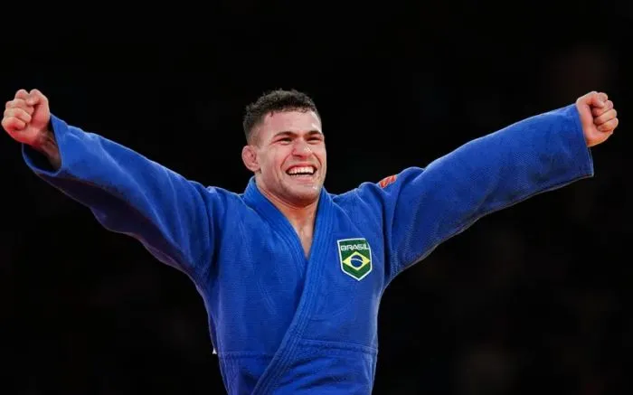 Brasil conquista medalhas de prata e de bronze neste domingão em Paris 