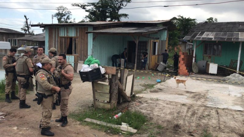 Polícia identifica as cinco vítimas de chacina em Araquari