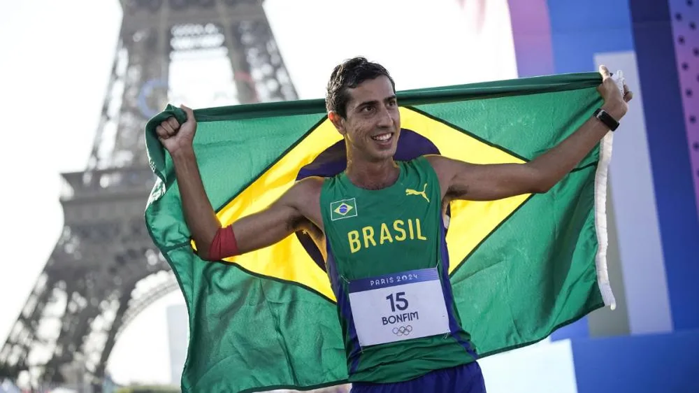 Caio Bonfim fatura prata inédita para o Brasil na marcha atlética