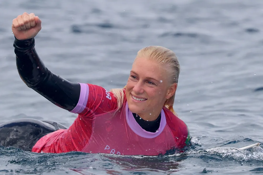 Brasil conquista prata e bronze no surfe nas Olimpíadas de Paris no Taiti