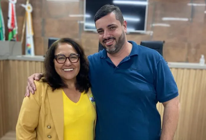 Balneário Piçarras - TRE/SC acolhe recurso e aceita pedido de candidatura da Professora Terezinha (PSDB) e Fábio do Posto (PSD) 