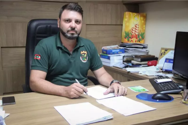 TJSC aceita denúncia e torna réu prefeito afastado de São João do Itaperiú na Mensageiro