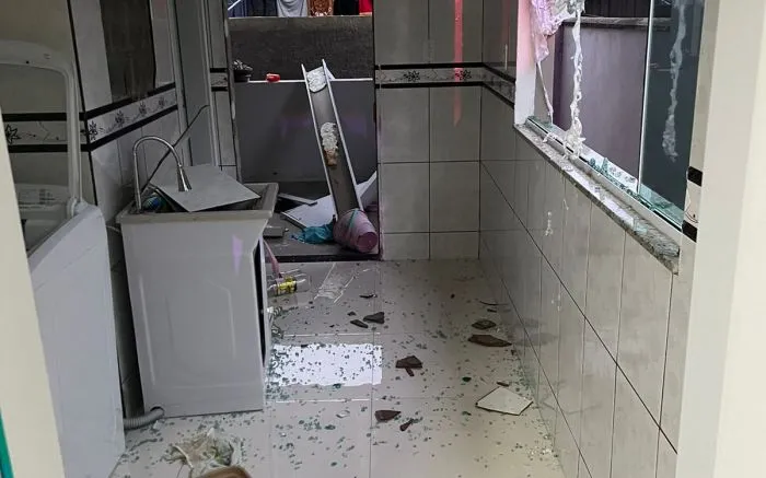 Homem tem corpo queimado em explosão de botijão de gás em Ilhota