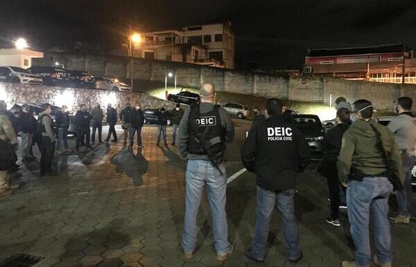 Polícia Civil de SC deflagra 