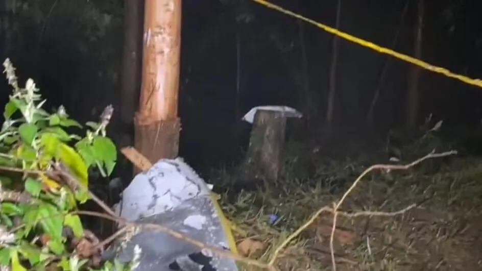 Avião que saiu de Florianópolis que caiu no interior de SP tinha cinco ocupantes e ninguém sobreviveu