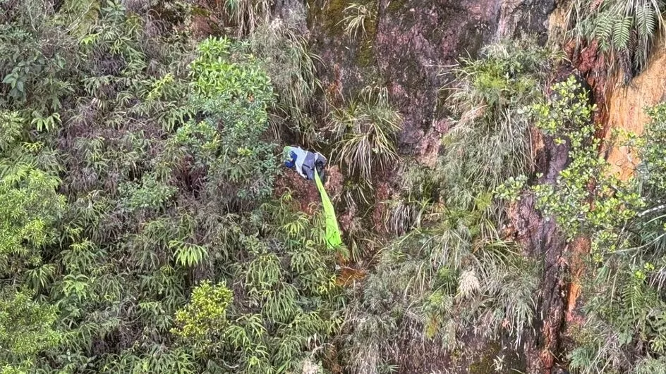 Indícios de barraca e mochila de itajaiense desaparecido são encontrados no Pico Jurapê em Joinville